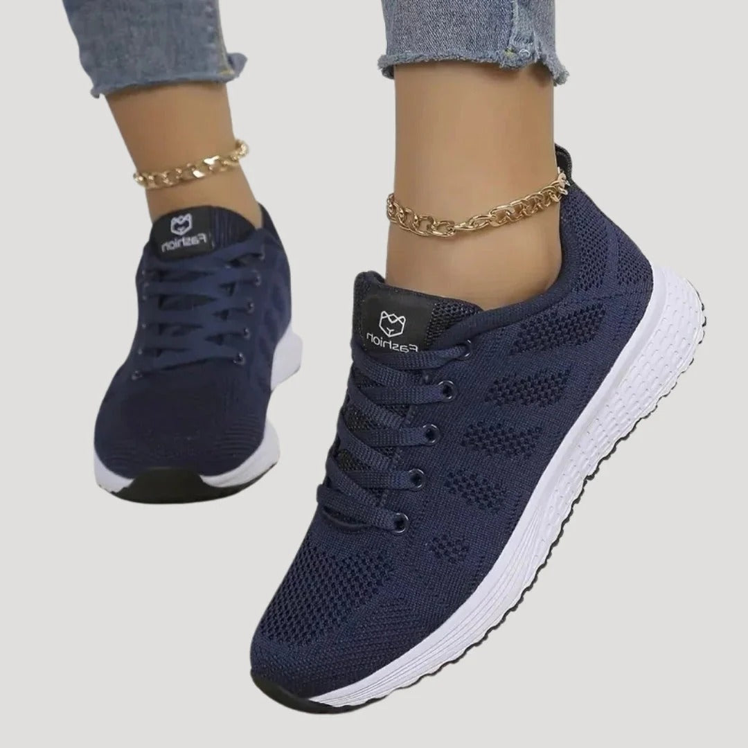 Dam sneakers i mesh med snörning
