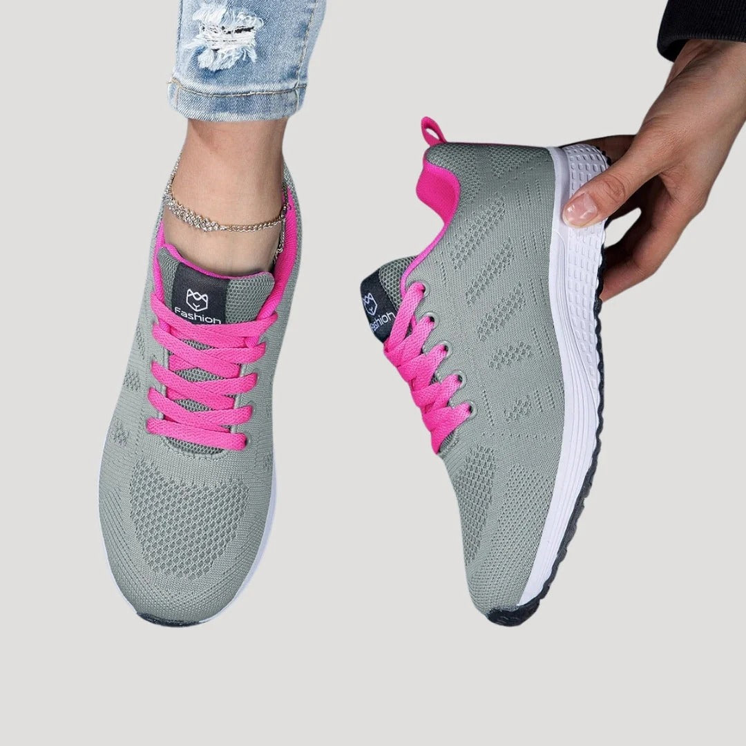 Dam sneakers i mesh med snörning