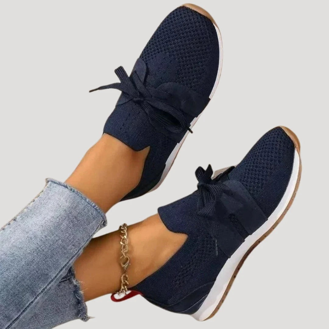 Dam slip on sneakers i tyg lätta och bekväma