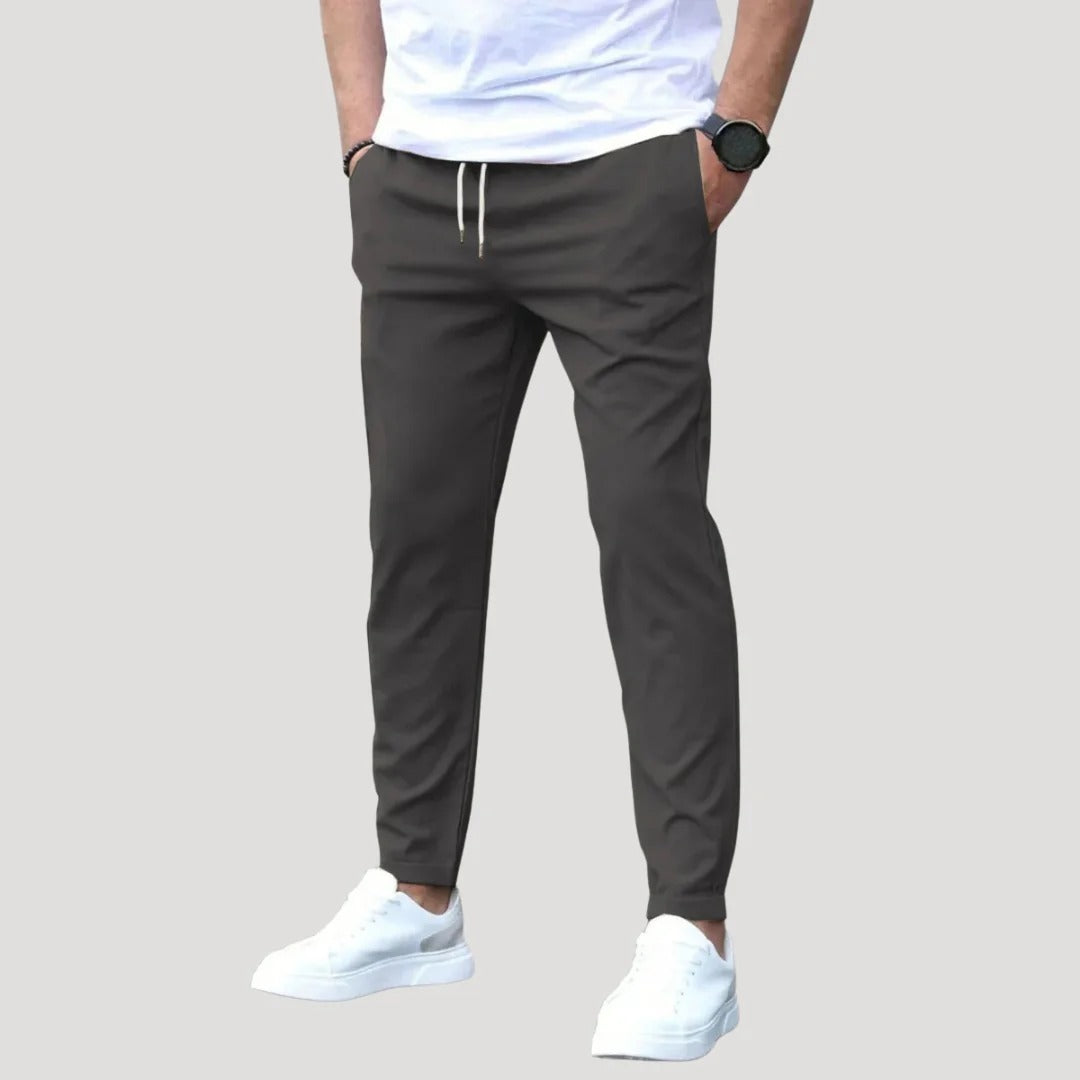 Herr chinos med elastisk midja och dragsko