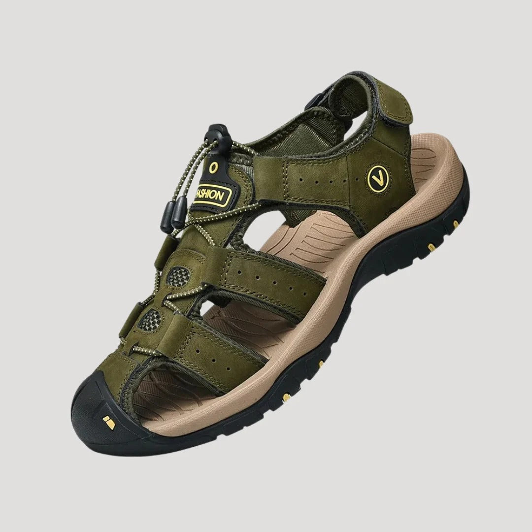 Herr sandaler i slitstarkt material med justerbara remmar