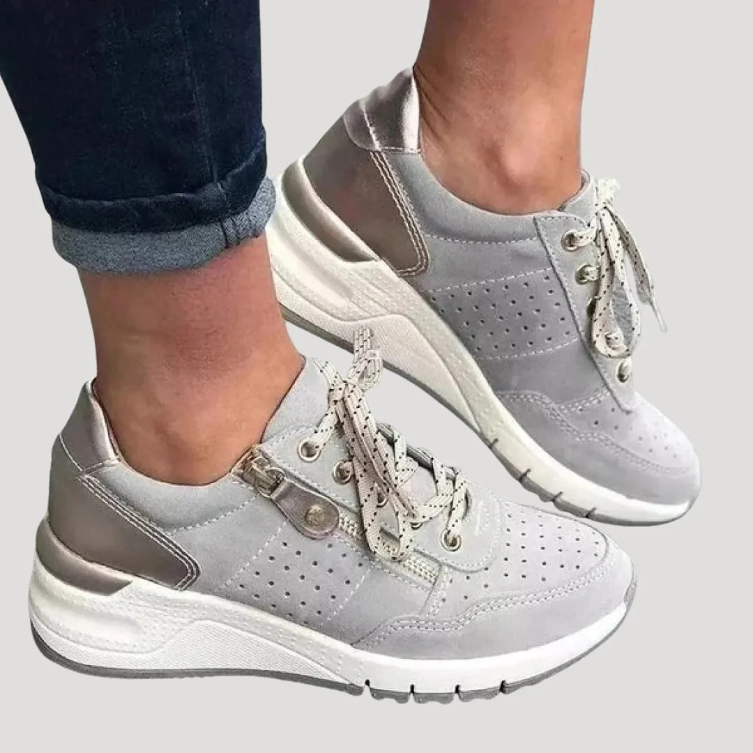 Dam sneakers låg modell med snörning