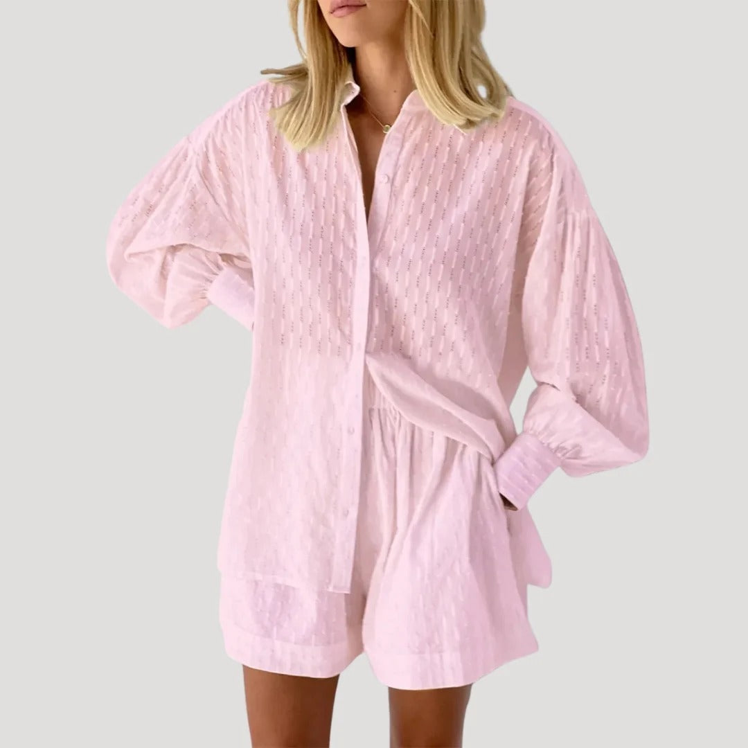 Dam matchande set med skjorta och shorts